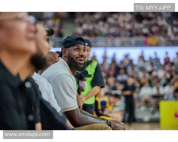 当明星偶遇足球明星时的尴尬与趣事分享 当明星偶遇足球明星时的尴尬与趣事分享