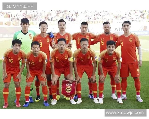 南京足球队在亚运会中的耐力表现值得称赞展现出顽强拼搏精神与团队协作能力