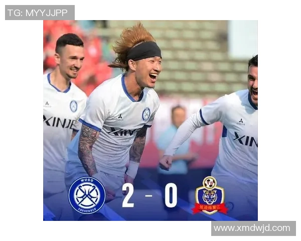 重庆羽毛球队在精英赛中以64分稳居积分榜首位展现强劲实力